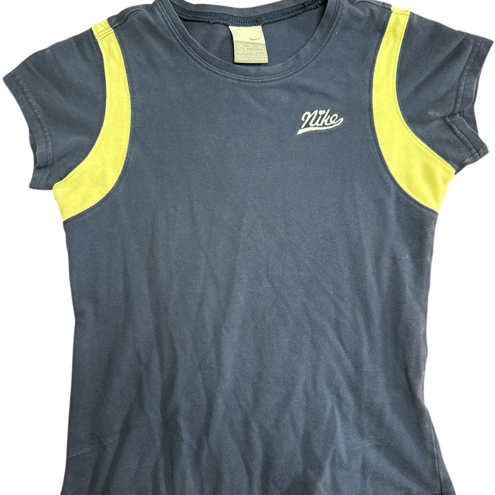 Nike Gray and Yellow Short Sleeve Tee